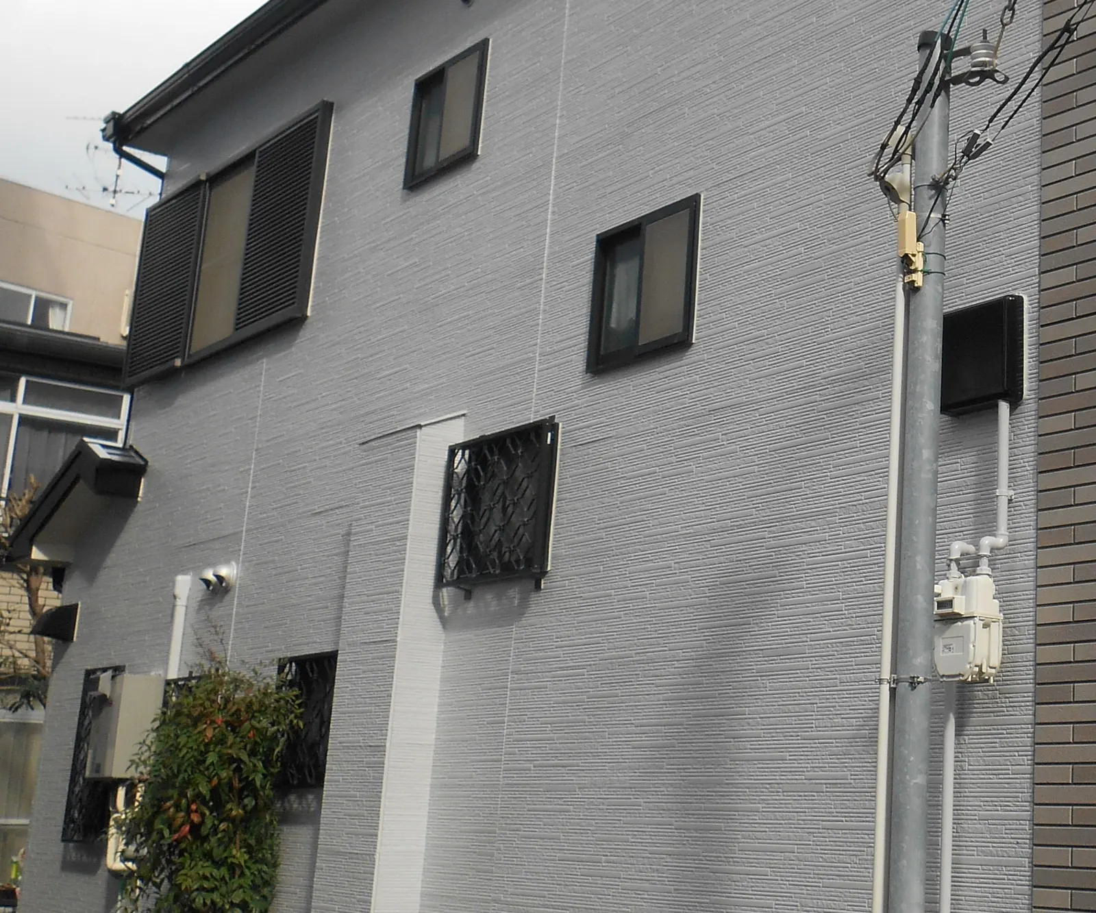 兵庫県尼崎市 E様邸の外壁塗装・施工後の写真