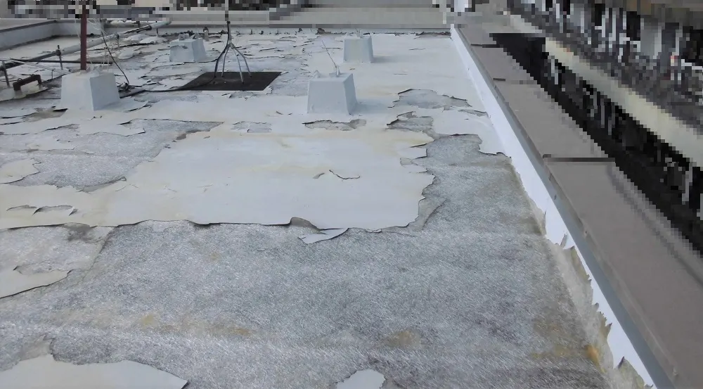 大阪市淀川区 Rマンションの屋上防水工事(施工前)