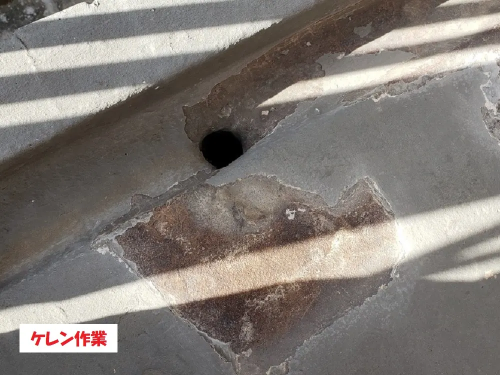 大阪市西成区 T様邸の共用廊下 補修・防水工事・施工写真3